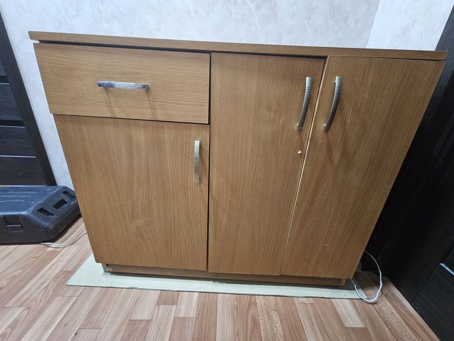 комод хороший ...