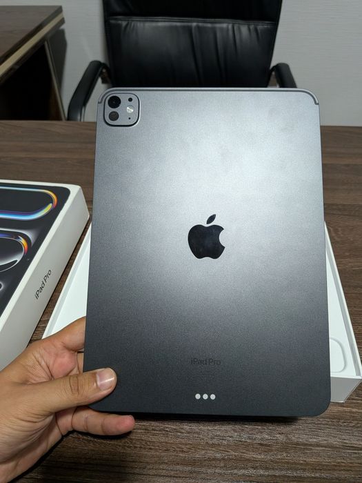 Ipad pro 11 м4 сотилади 256 gb wi-fi