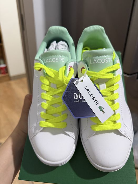 Продам Кеды белые детские Lacoste оригинал