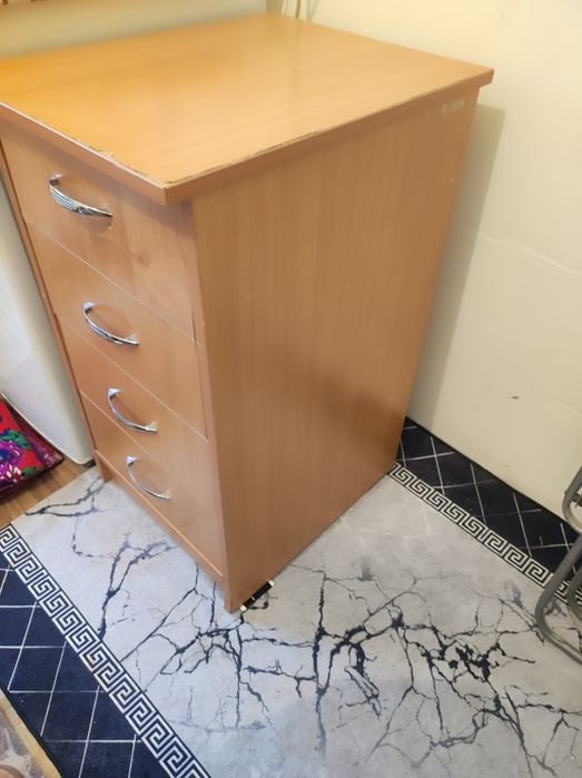 Тумбочка 3500 тг