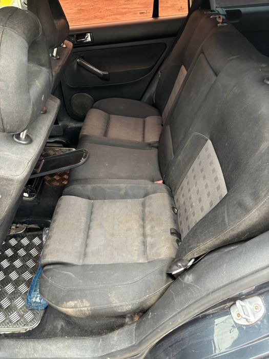 Фолксваген  Бора 1.9 101 к.с за части.