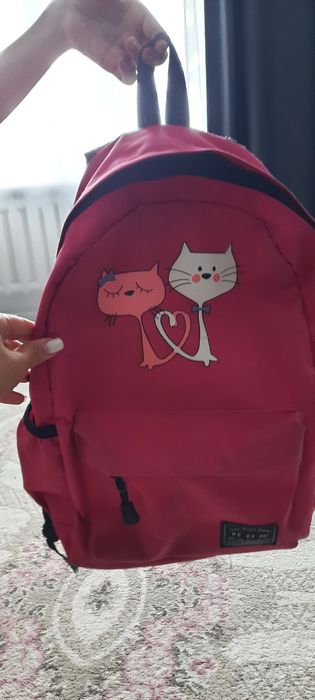 Рюкзак для девочки...