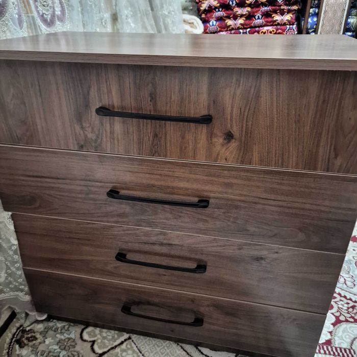 Продается новый Комод