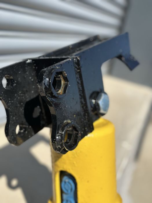 Чисто нови свредели за мини багер от 1.2Т до 4.5Т