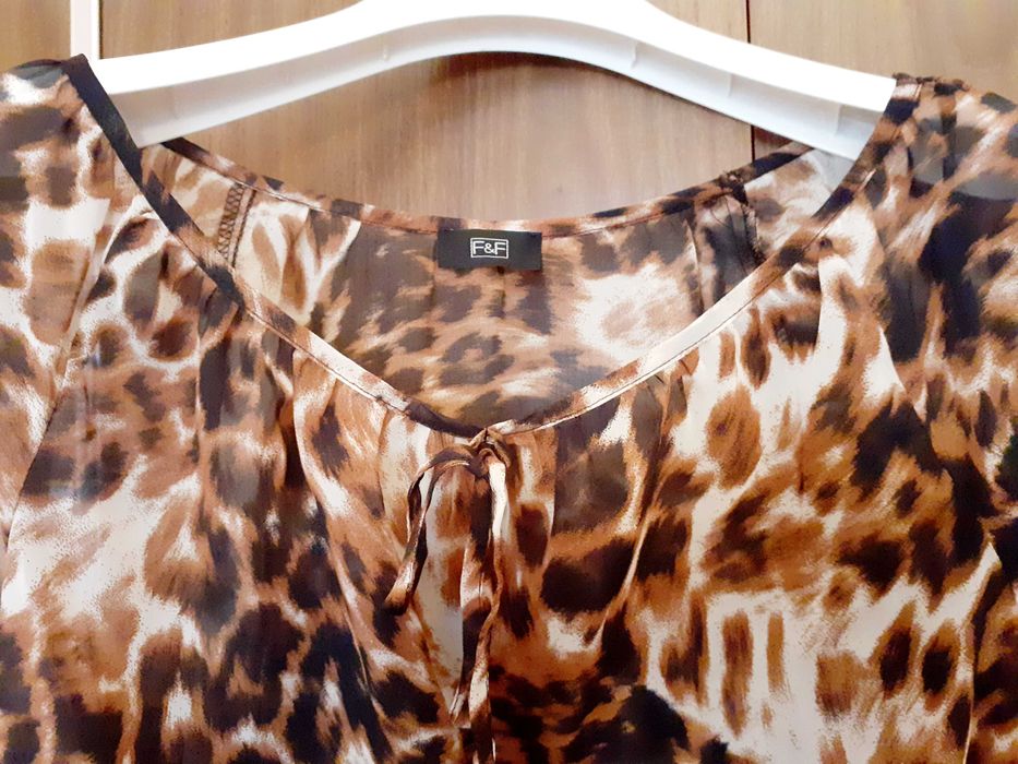 Чисто нова красива дамска леопардова блуза