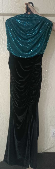 Шикарное вечернее платье