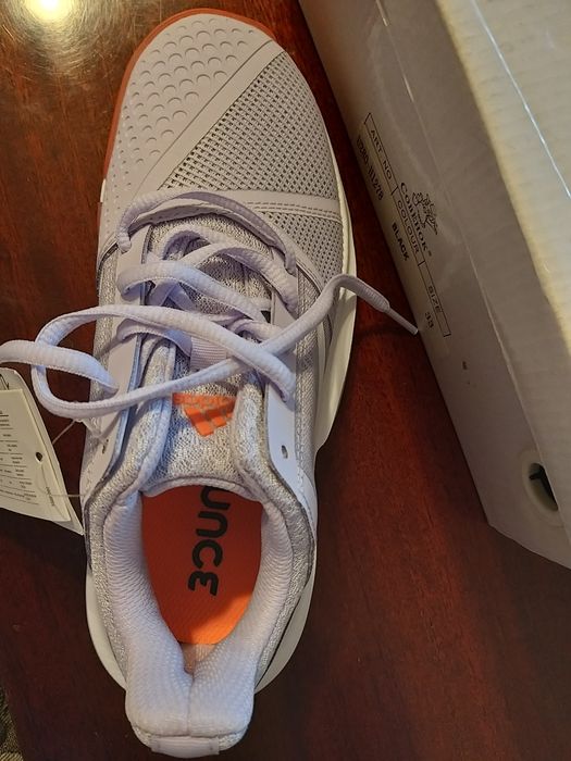 Оригинальные кроссовки Adidas