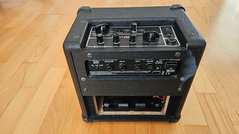 Усилвател VOX DA5 за китара и микрофон