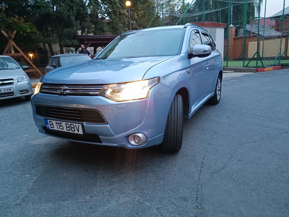 MITSUBISHI Outlander 2014 — imagine 2