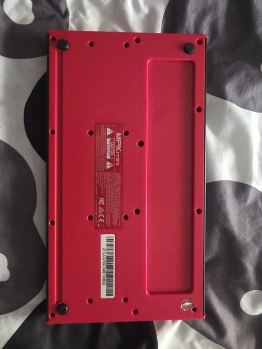 [URGENT] MIDI Controller Akai MPK Mini MK3