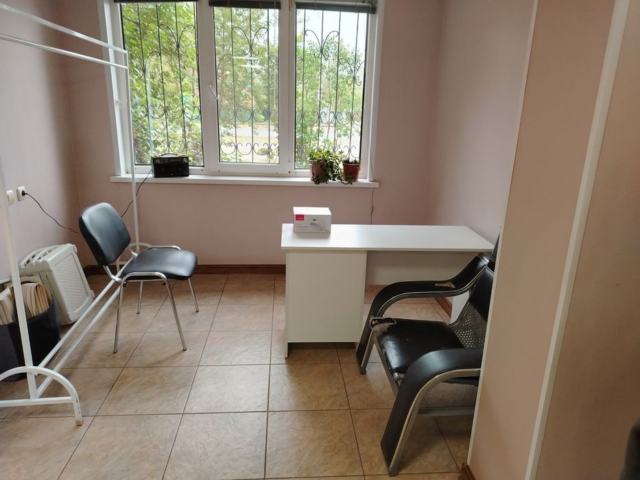 Сдам в аренду место маникюристаа