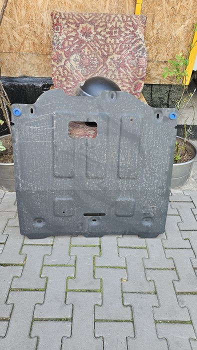 Продам защиту на двигатель