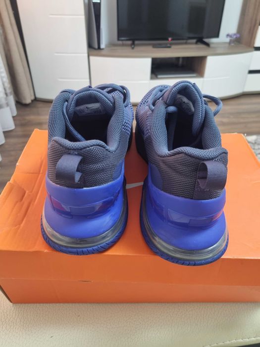 Vand adidași Nike originali bărbați nr.43 in stare foarte bună