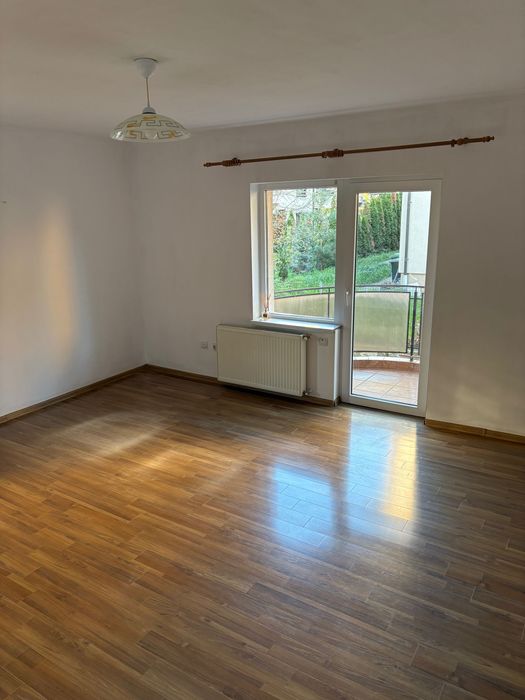 P.F. Închiriez apartament cu 2 camere Manastur 380€ ușor negociabil