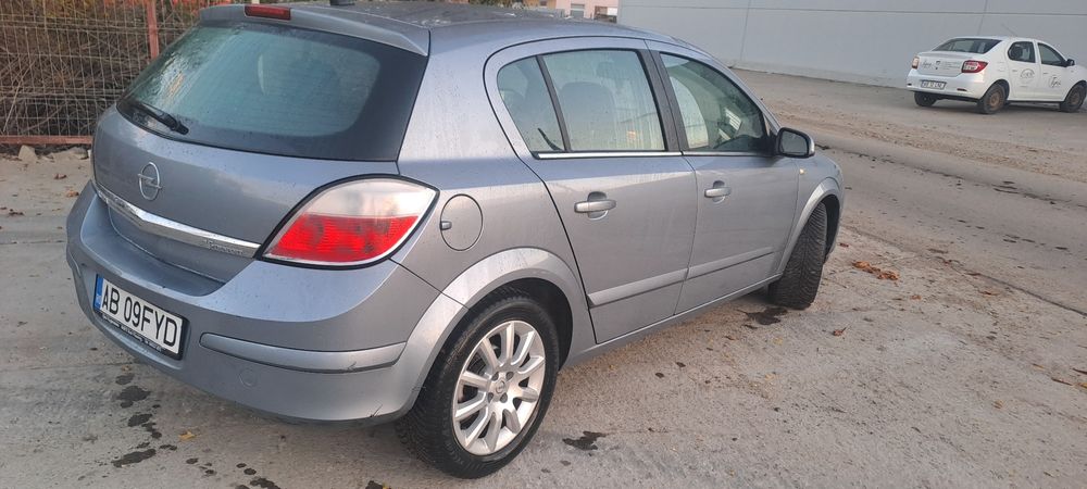 Opel astra h 1.6