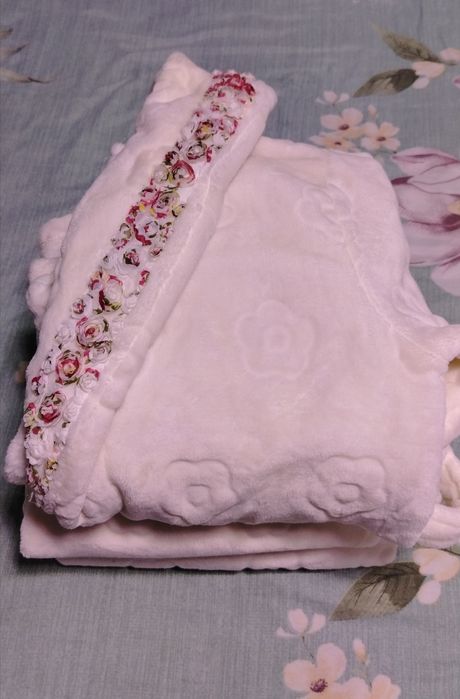 Недорого, красивая, тёплая пижама, тройка.