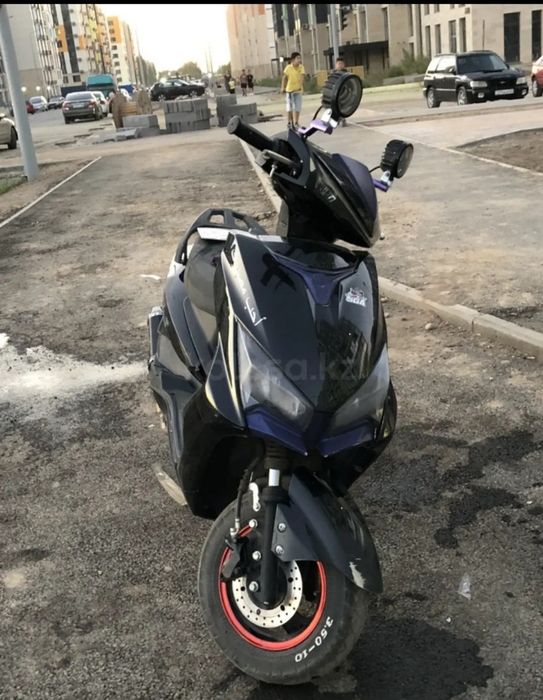 Мопед  м8 лия мотор