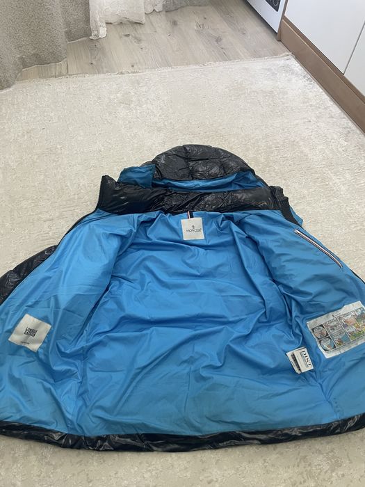 Куртка.  Moncler