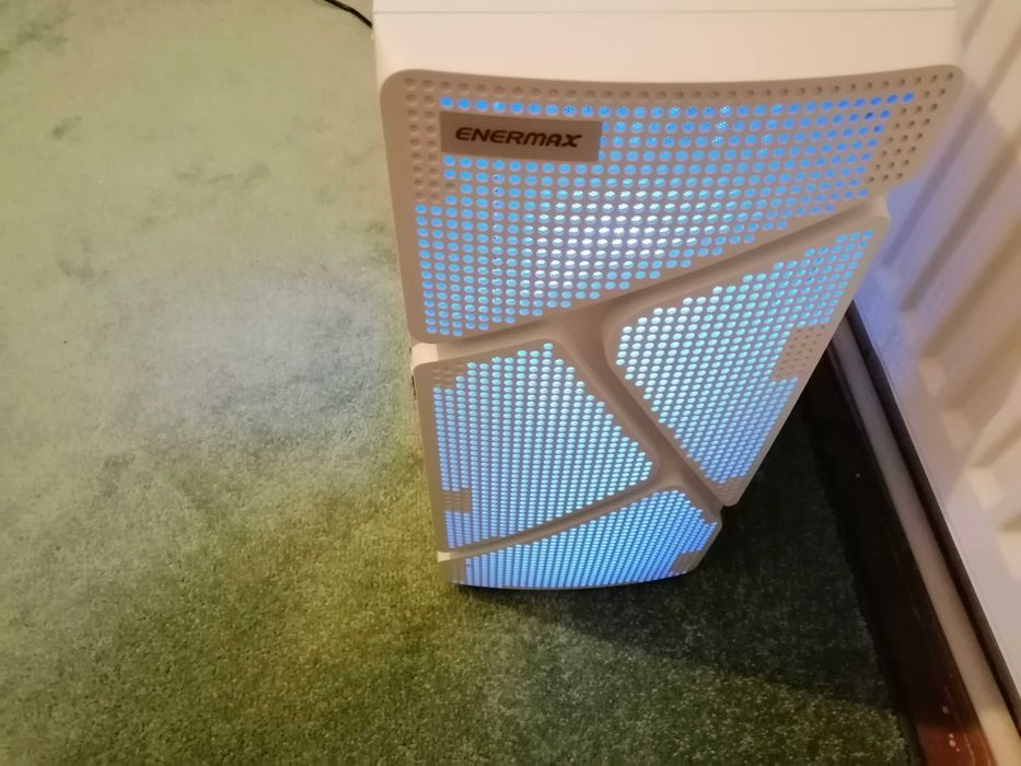 Sistem PC Desktop ASAMBLAT NOU din componente premium sigilate, cpu 14600k , OFERTA IULIE.