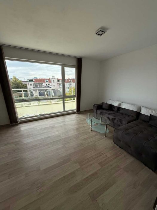 Дава се под наем Двустаен апартамент в София, Манастирски ливади - 120 кв.м за 715 € - Снимка #1