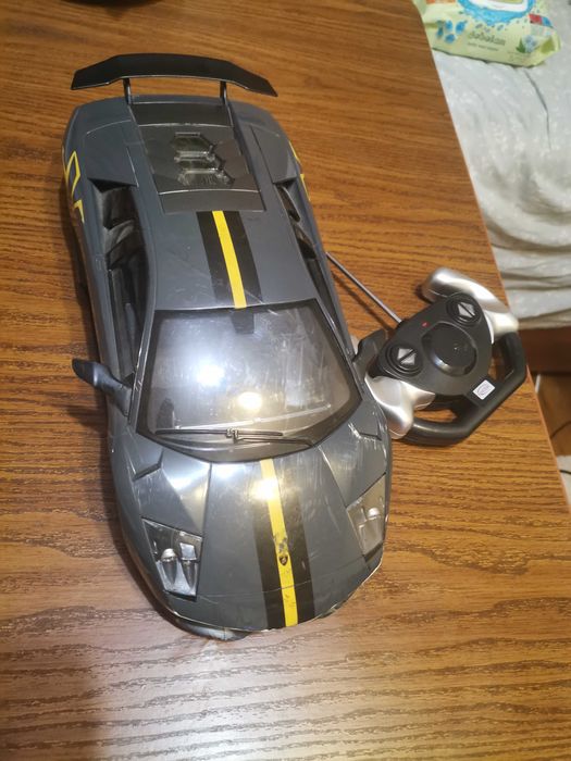 Реалистични колички с дистанционно оправление