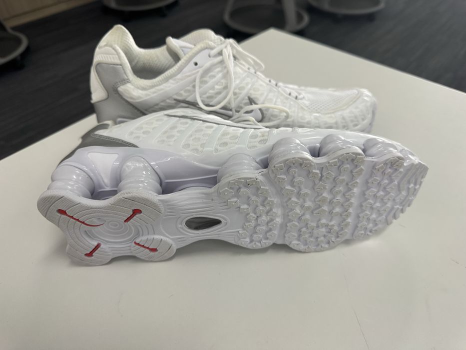 Кроссовки Nike Shox TL