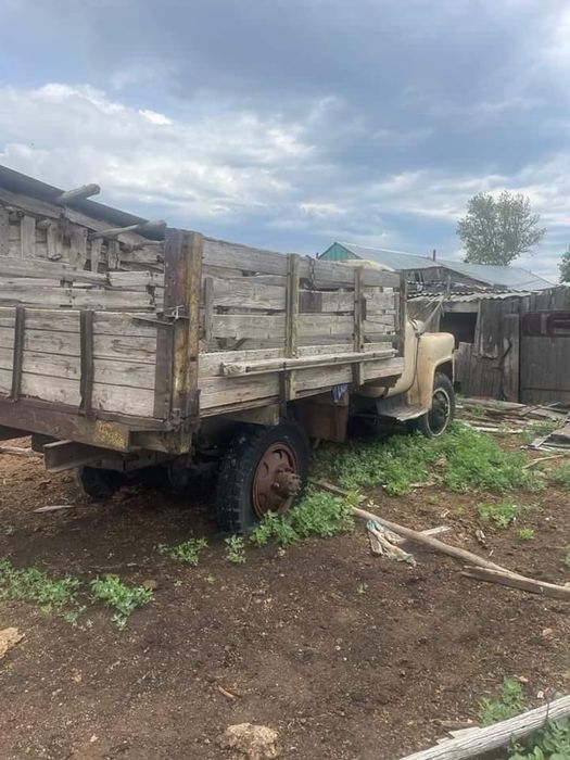 Продам газ 52 бортовой