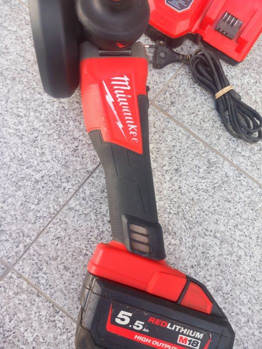 Milwaukee M18 CAG125X Ъглошлайф