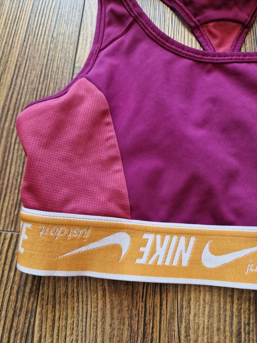 Страхотен дамски сет NIKE размер S / M