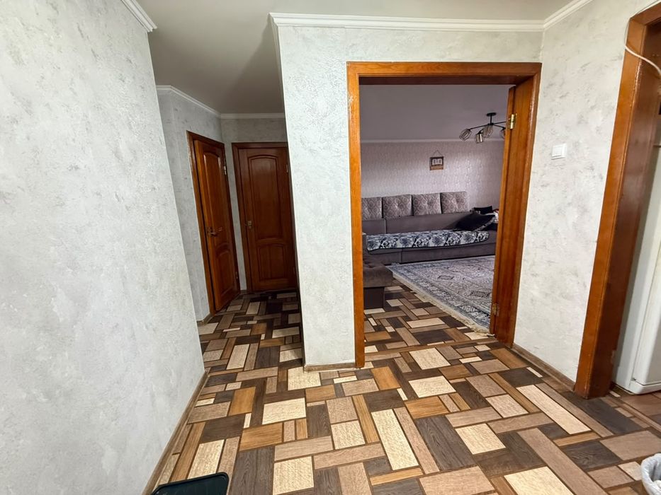 Продам 3 комн квартиру в районе СКГУ 25400