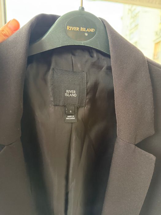 Сако на марката River Island