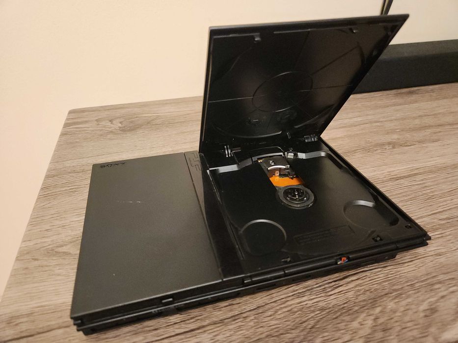 PlayStation 2 (PS2) Slim
