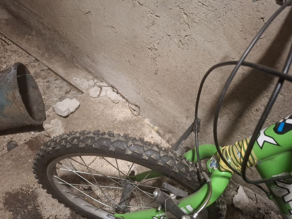 Vând 3 biciclete