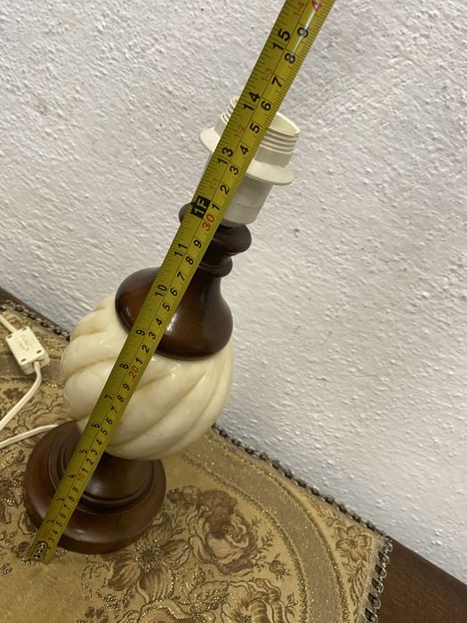 Френска настолна лампа от мрамор и дъб