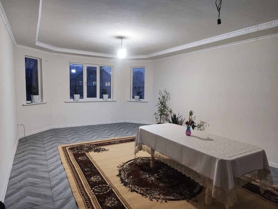 Продам дом по улице Толе би