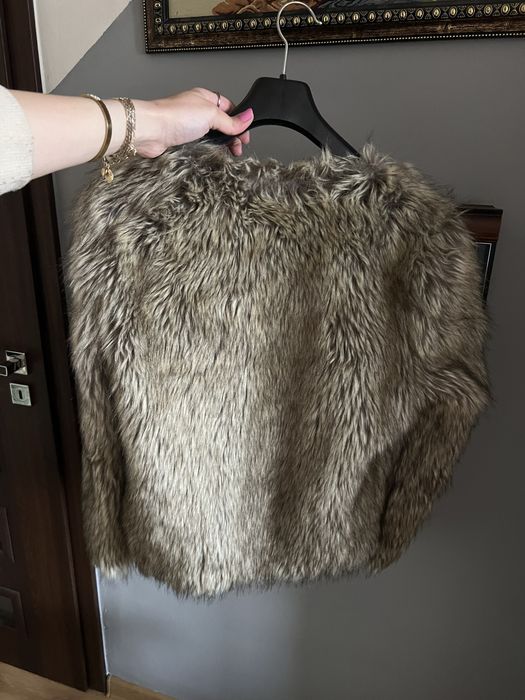 Палто пух bershka Stradivarius