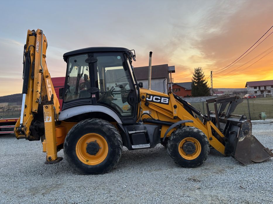 Buldoexcavator JCB 3cx 2014 / 5100 ore functionare