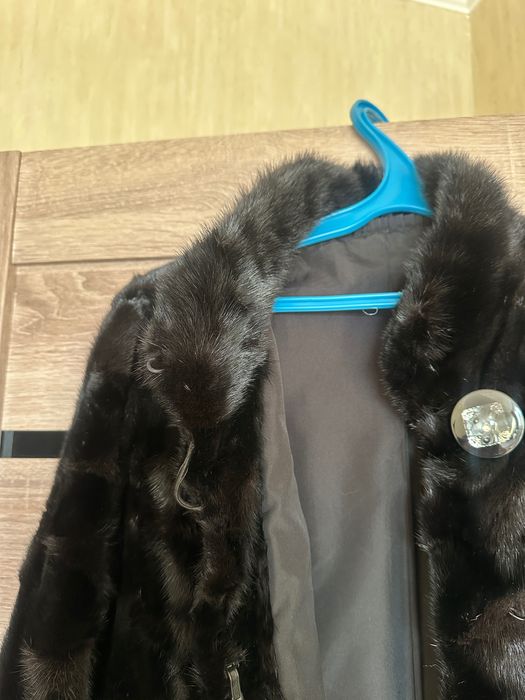 Продам норковую шубу