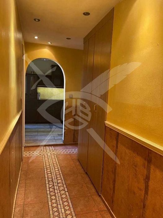 Дава се под наем Четиристаен апартамент в София, Център - 130 кв.м за 847.62 € - Снимка #12