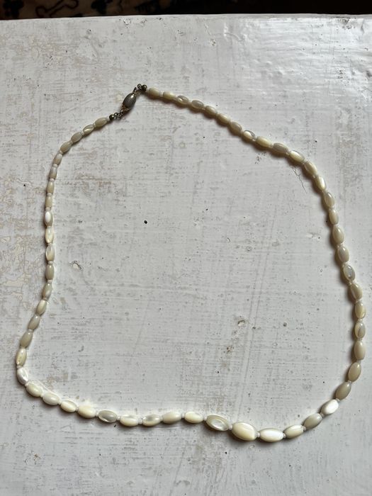 Coliere damă - diferite modele