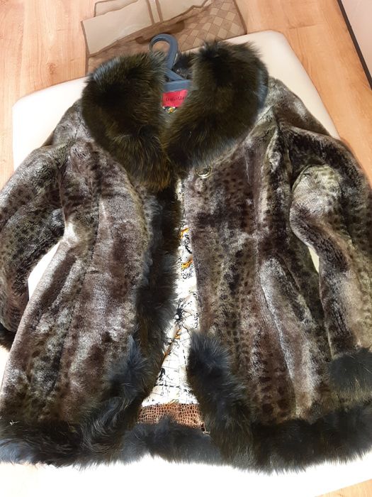 Новая шуба 44-46 размер