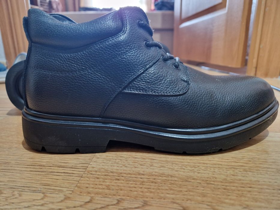 Продам мужской обувь