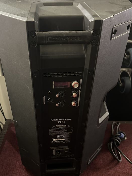 Продам Electro voice ZLX 15p