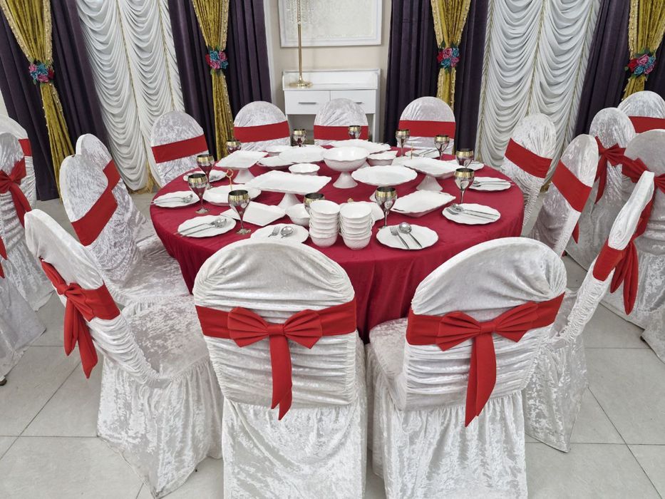 Прокат пасуда . Стол и стулья