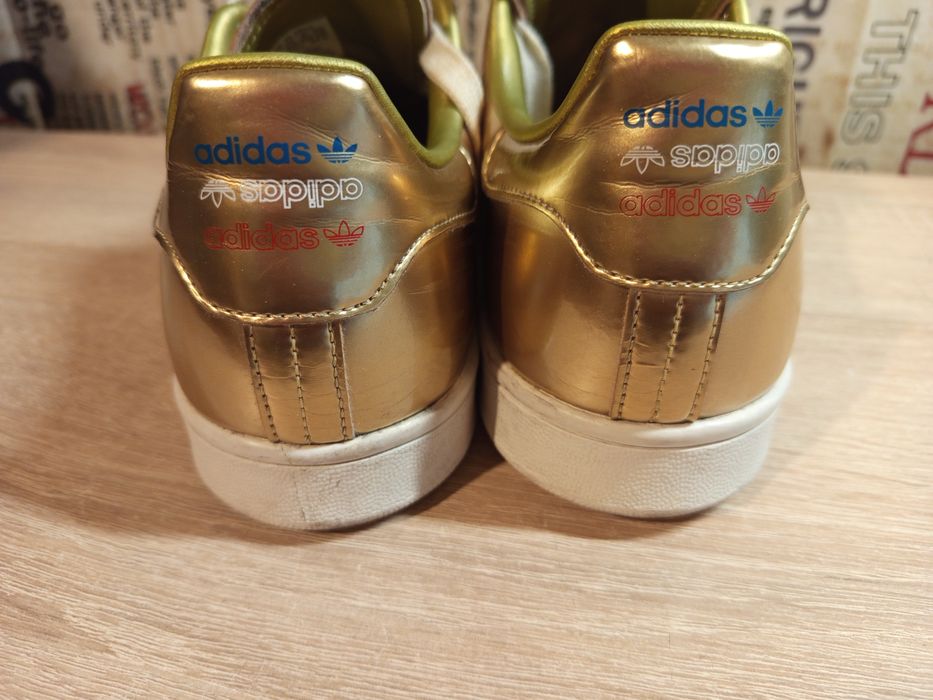 Маратонки "Adidas"41.5.номер