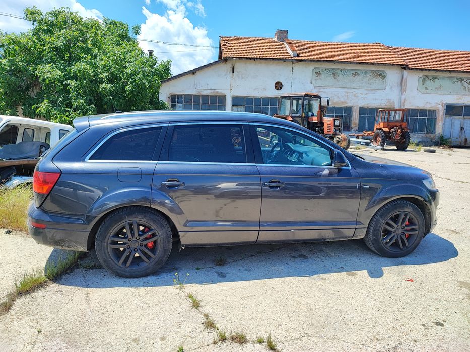 Audi Q7 3.0TDI на части