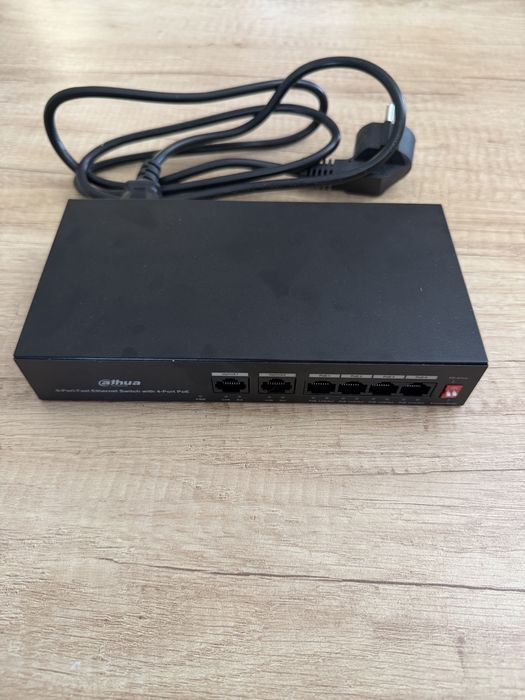 Switch 6 porturi, Dahua PFS3006-4GT-60-V2, PoE