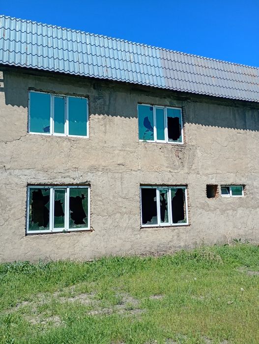 Гранит . Окна  продам