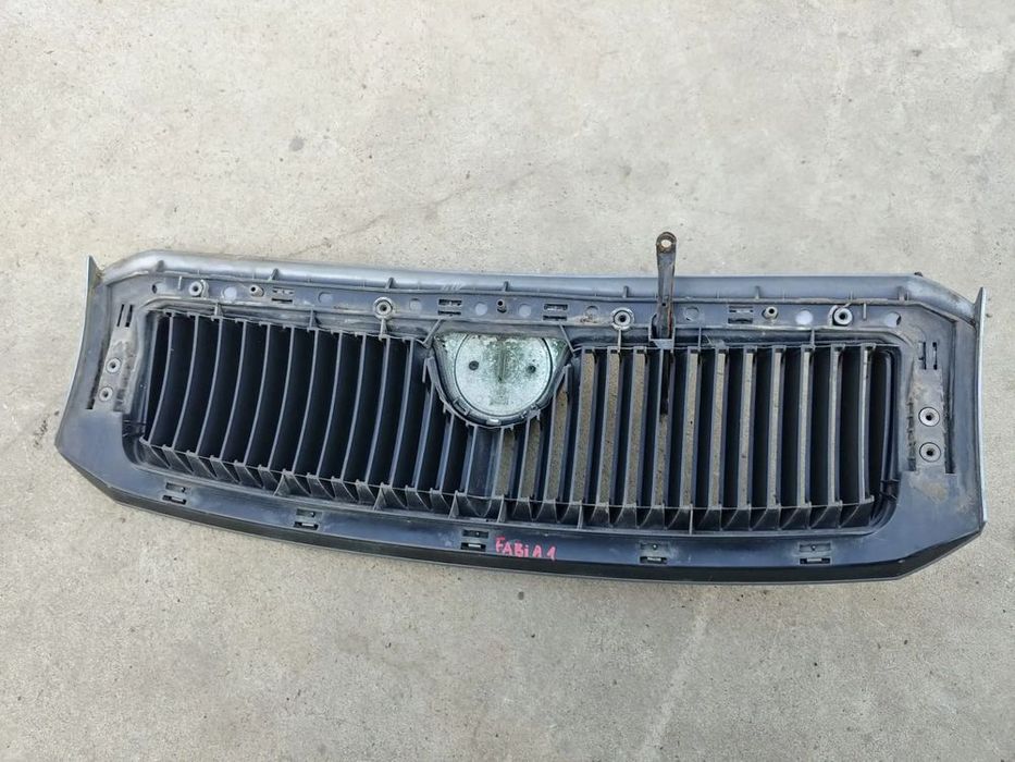 grila radiator skoda fabia 1 6y  6y0853668b