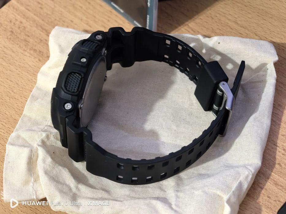Продавам Casio G-Shock GA-110-1B